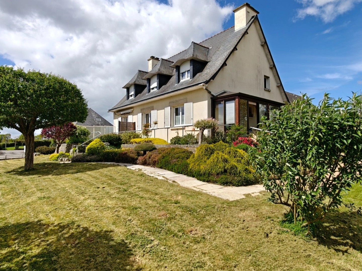 Maison à vendre - 7 pièces - 147m2 - Irodouër (35850)