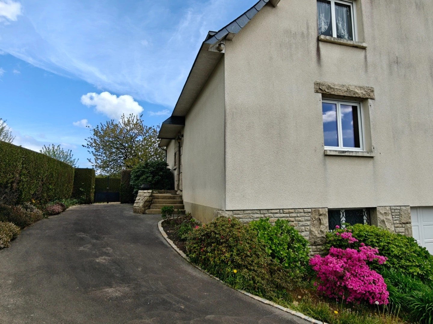 Maison à vendre - 7 pièces - 147m2 - Irodouër (35850)