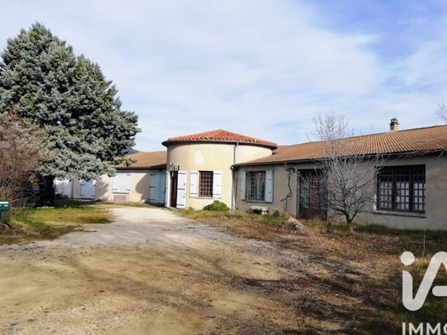 Appartement à vendre - 4 pièces - 286m2 - Montbrison-Sur-Lez (26770)