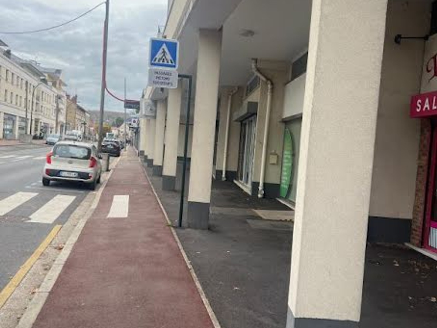 Magasin à vendre - 90m2 - Soisy-Sous-Montmo... (95230)