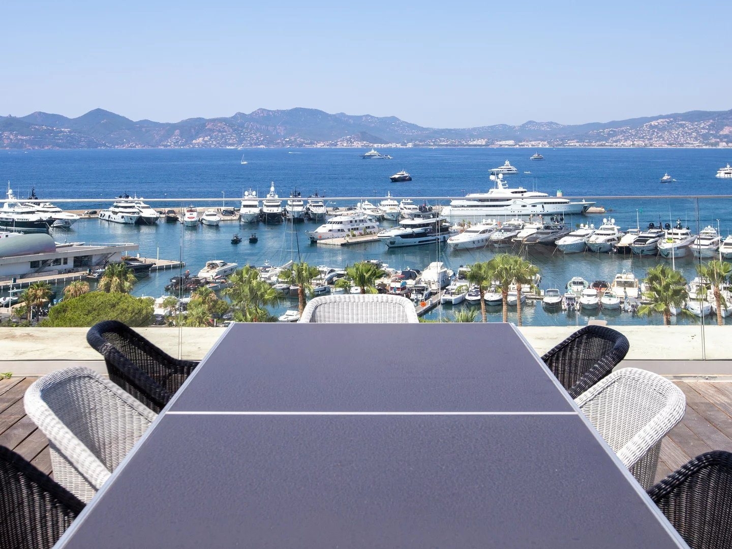 Appartement à vendre - 25 pièces - 569m2 - Cannes (06400)