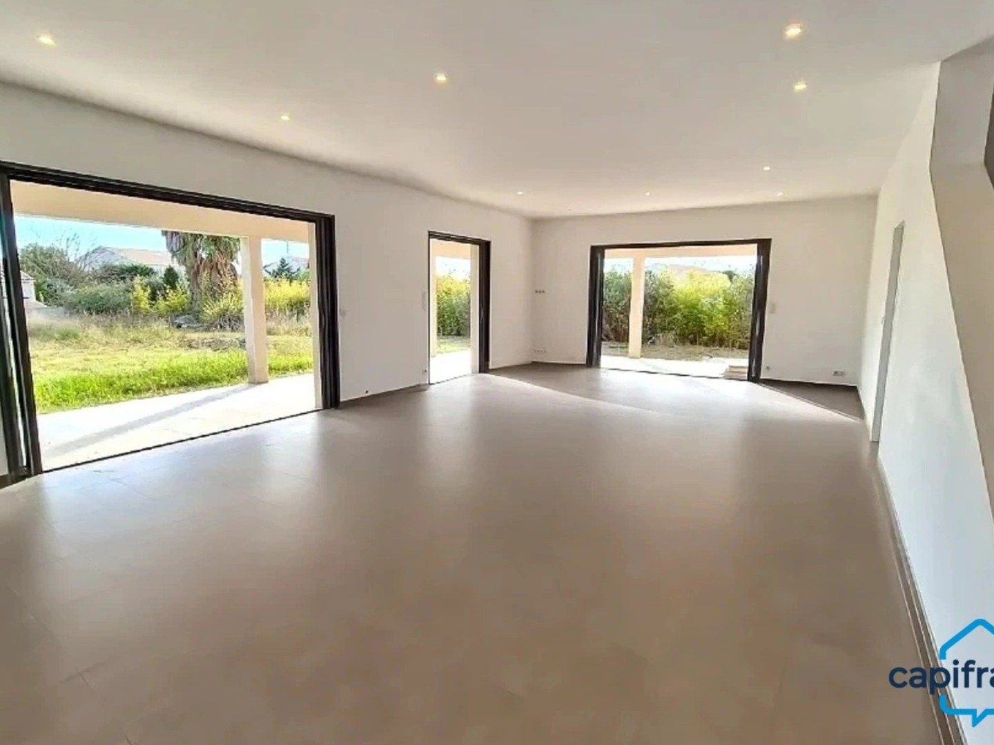 Maison à vendre - 6 pièces - 200m2 - Vic-La-Gardiole (34110)