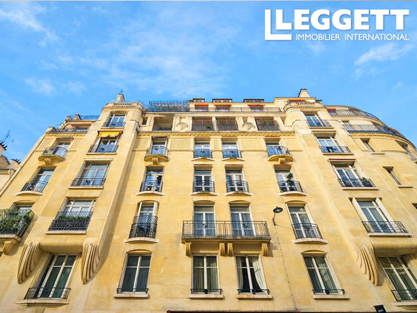 Appartement à vendre - 7 pièces - 242m2 - Paris 16e (75016)