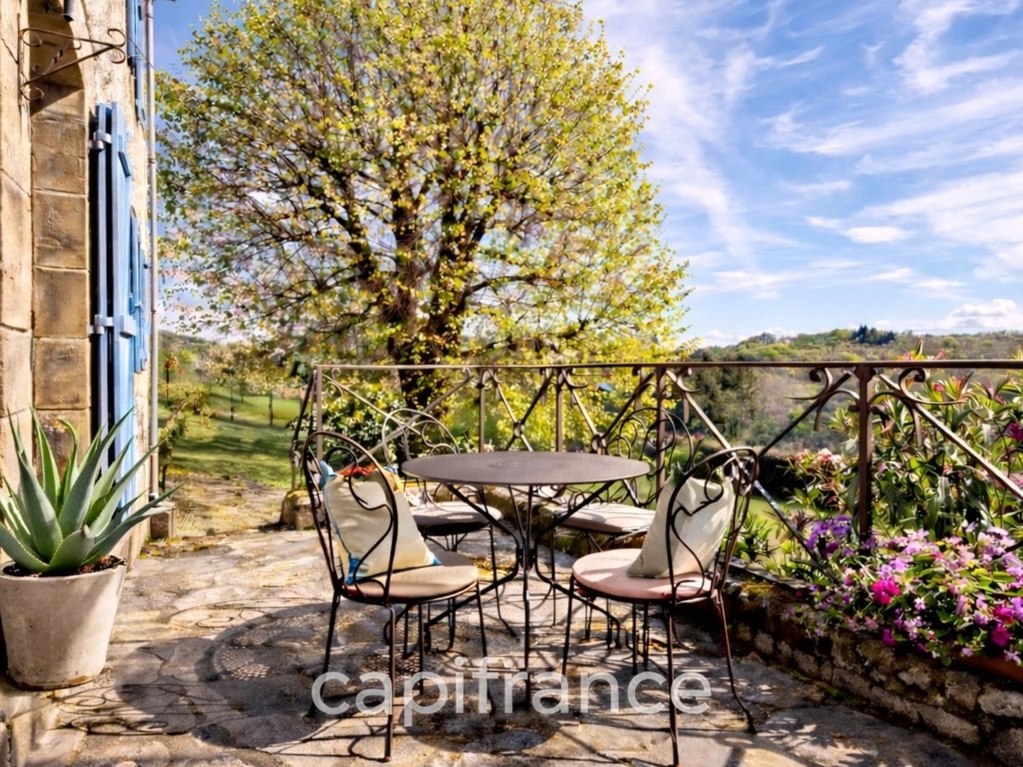 Maison à vendre - 9 pièces - 215m2 - Aubazines (19190)