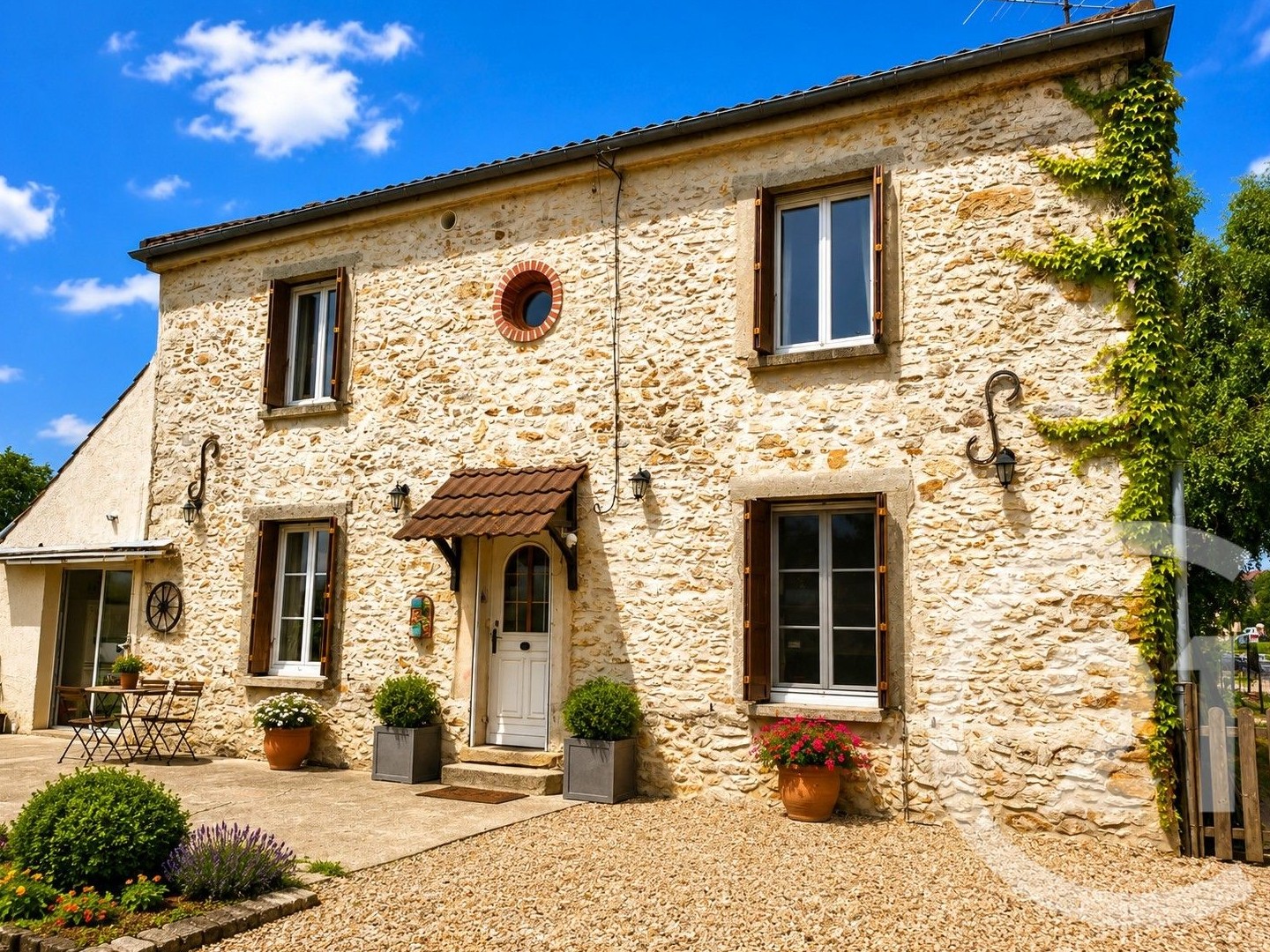 Maison à vendre - 8 pièces - 177m2 - La Chapelle-Rablais (77370)