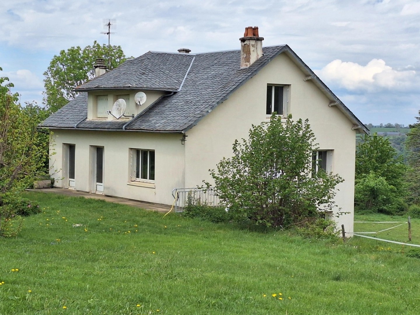 Maison à vendre - 7 pièces - 149m2 - Anglards-De-Salers (15380)