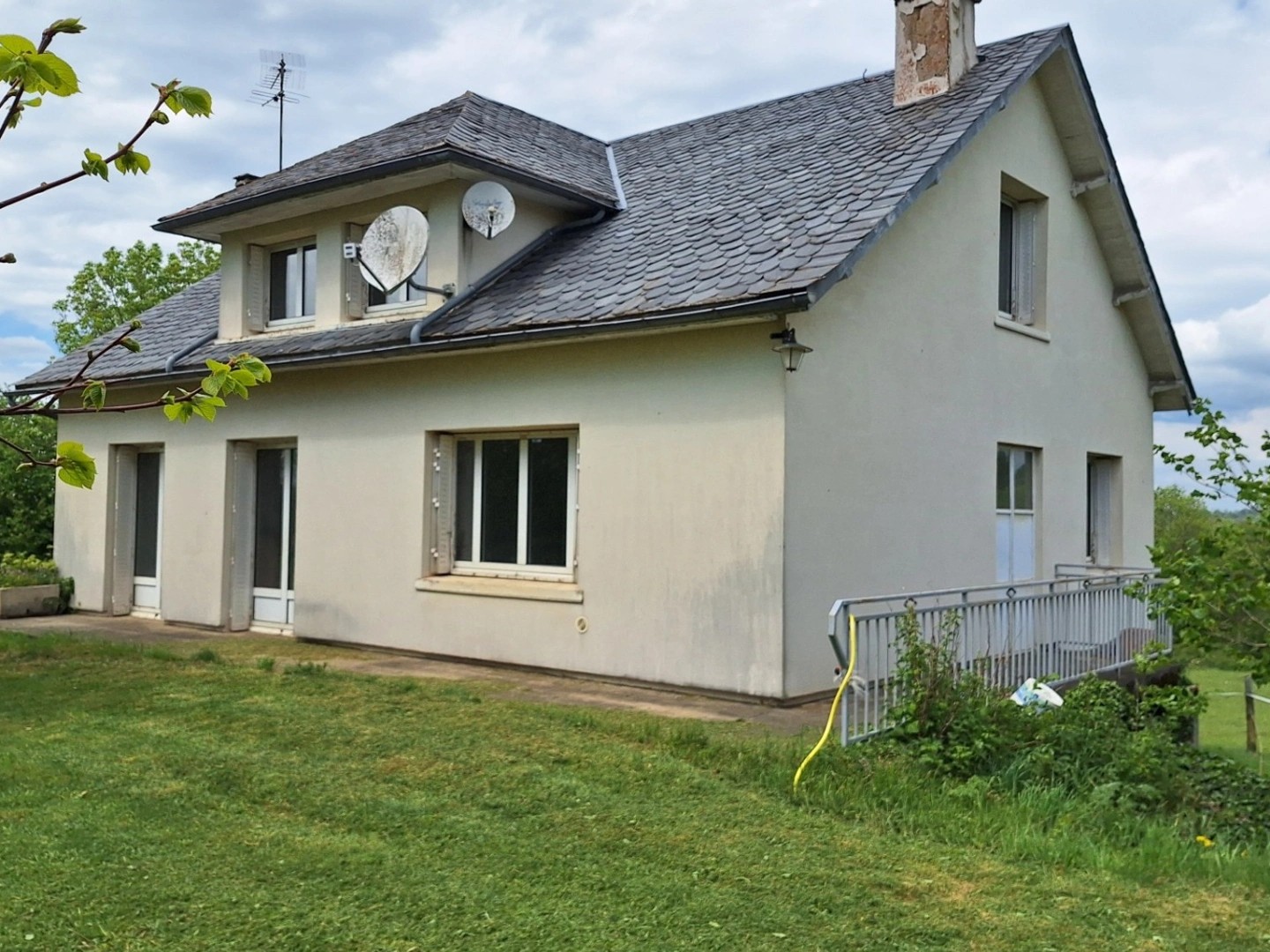 Maison à vendre - 7 pièces - 149m2 - Anglards-De-Salers (15380)