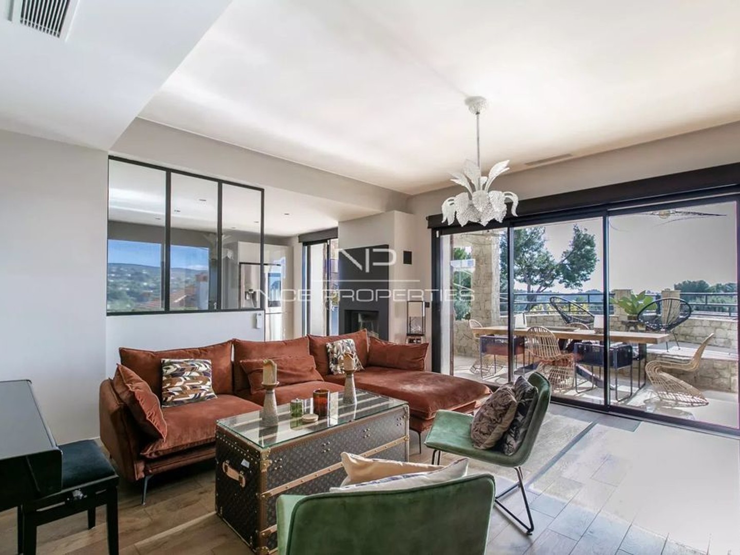 Maison à vendre - 4 pièces - 141m2 - Colomars (06670)