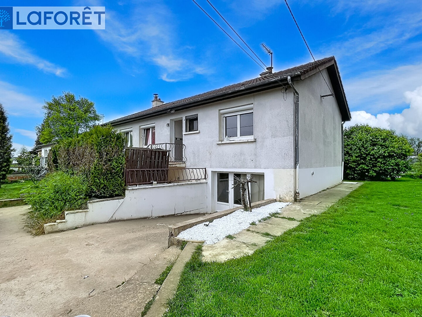 Maison à vendre - 9 pièces - 181m2 - Bannes (52360)