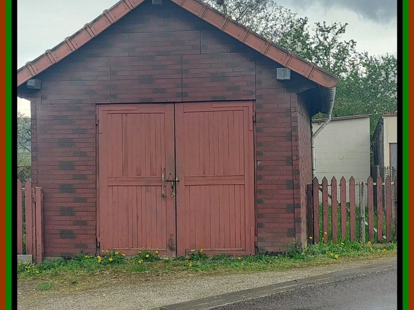 Parking / garage / box à vendre - Cry (89390)