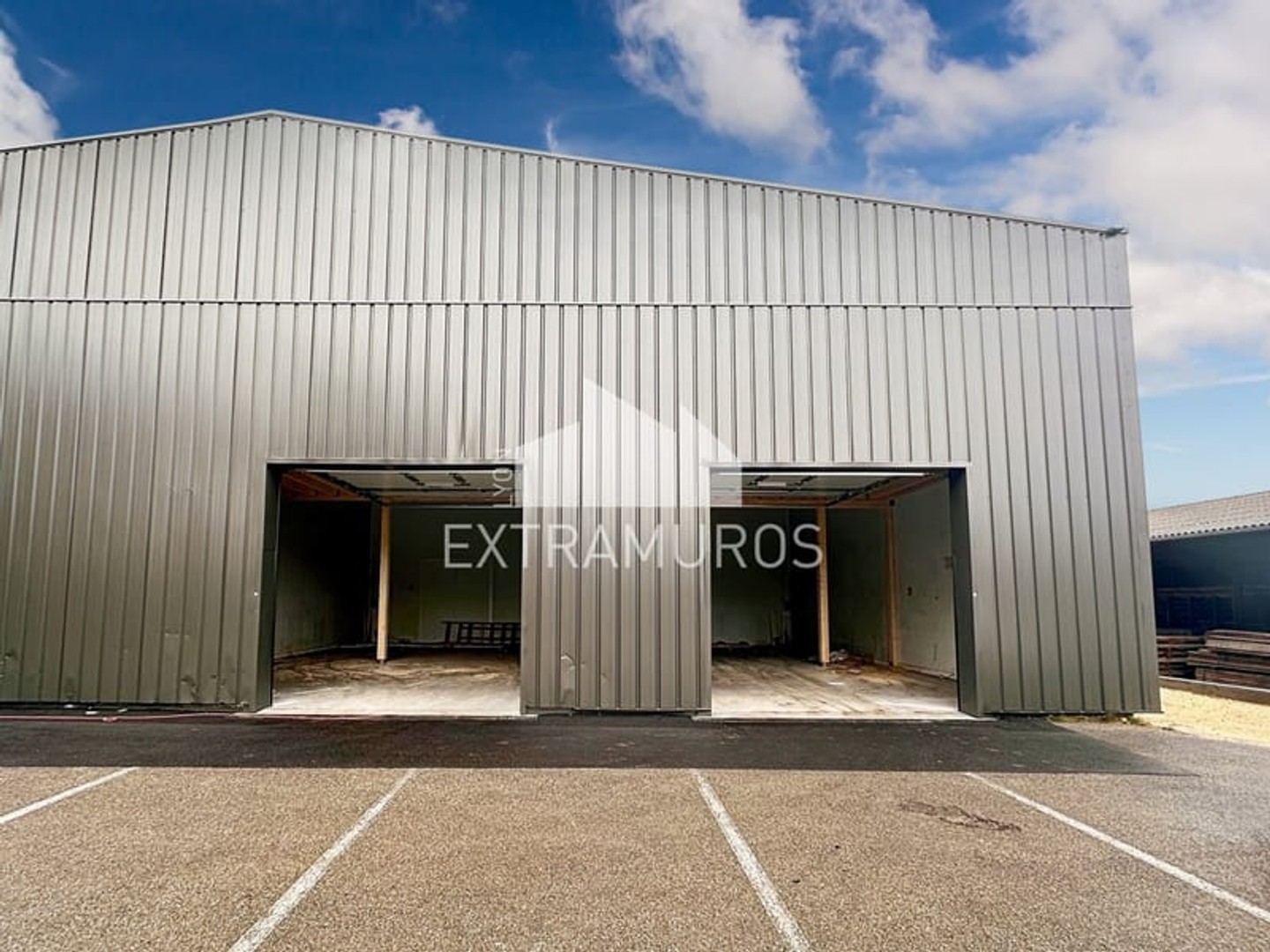 Locaux à vendre - 117m2 - Sainte-Consorce (69280)