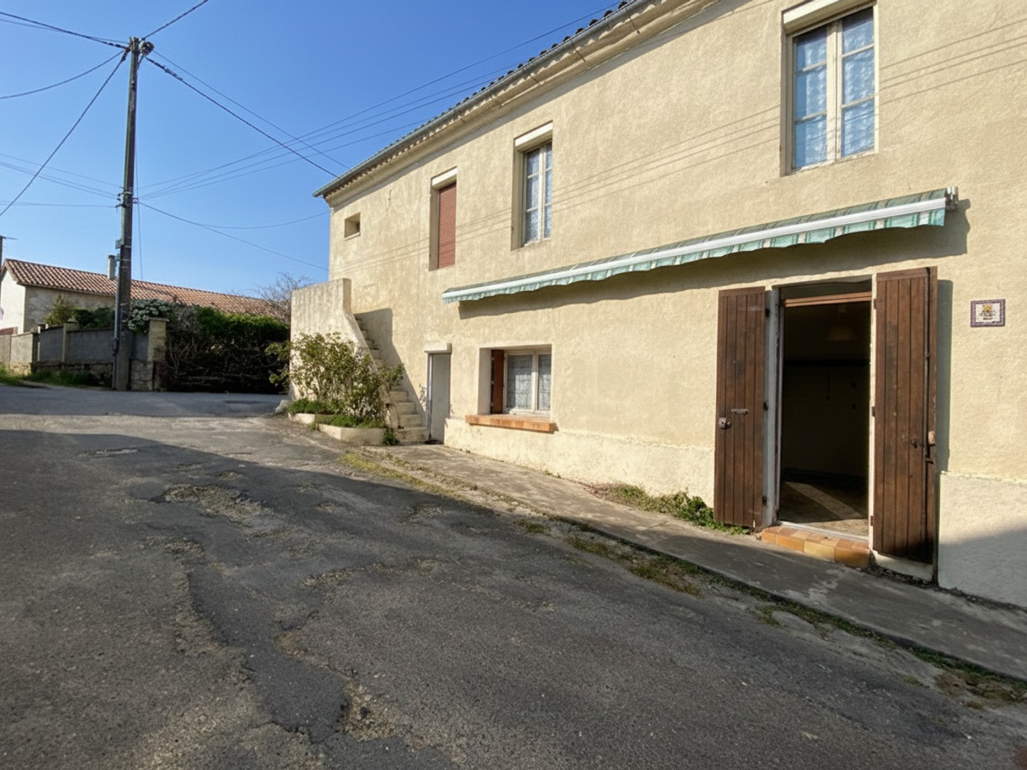 Maison à vendre - 5 pièces - 80m2 - Bourg (33710)
