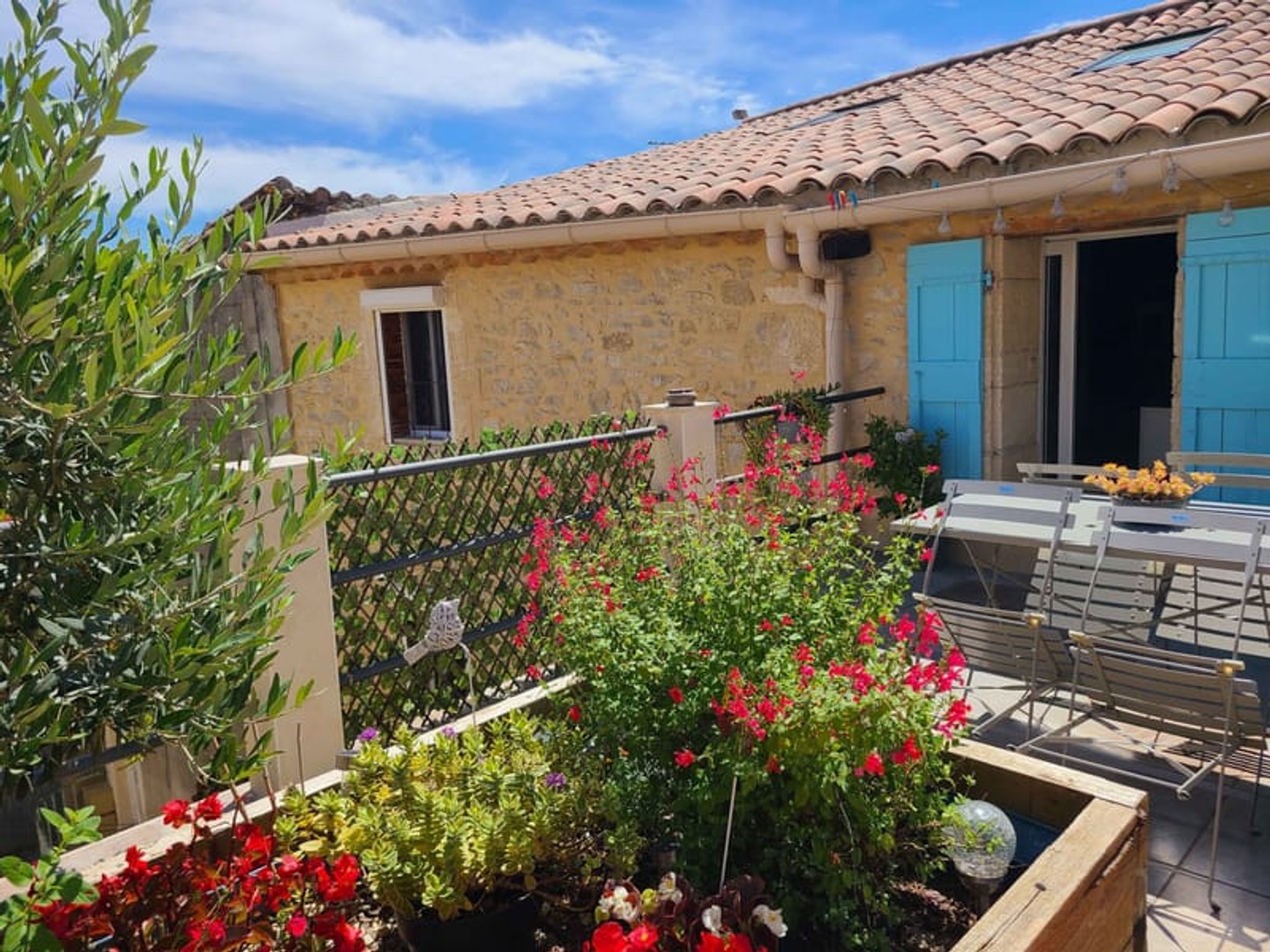 Maison à vendre - 7 pièces - 202m2 - Castillon-Du-Gard (30210)