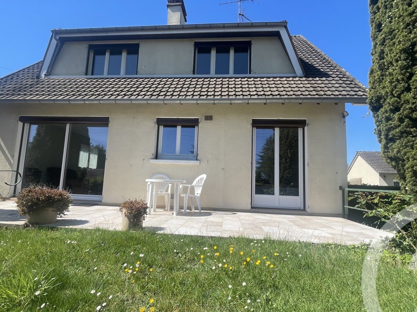 Maison à vendre - 5 pièces - 130m2 - Vitry-Aux-Loges (45530)