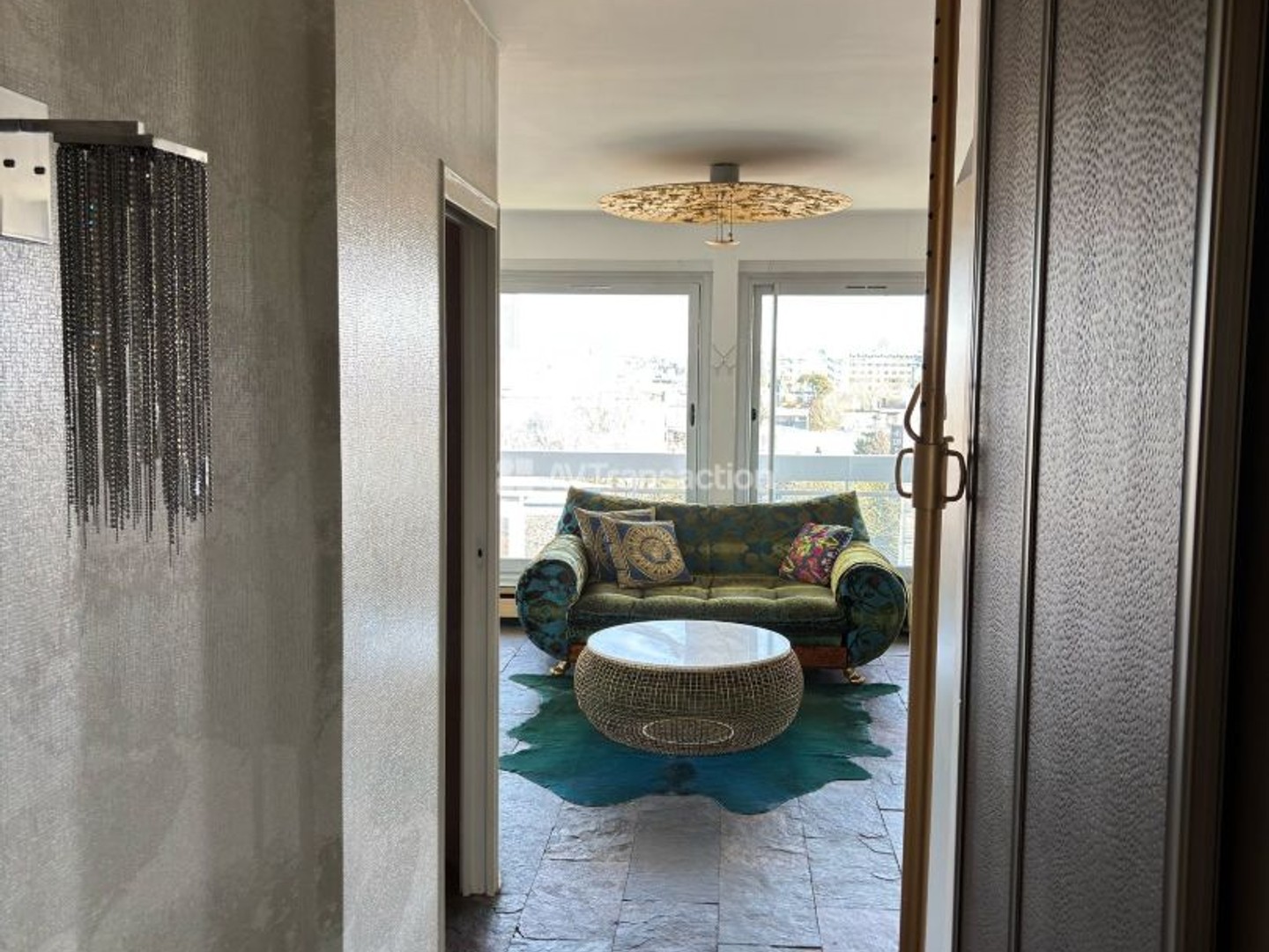 Appartement raffiné avec vu imprenable sur Paris de 73m²