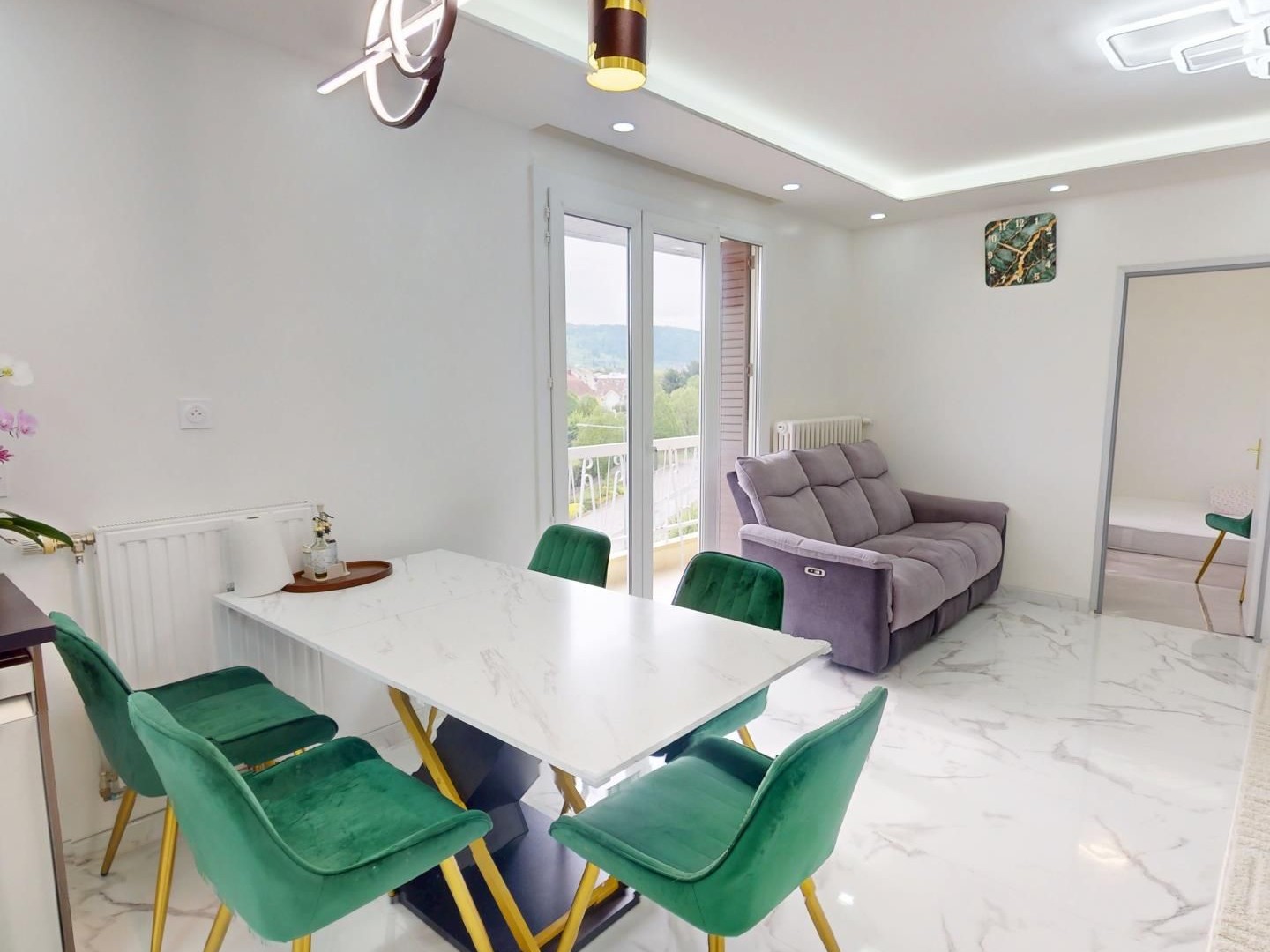 Appartement à vendre - 4 pièces - 77m2 - Pontarlier (25300)