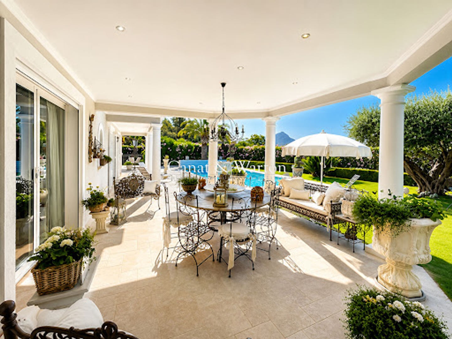 Maison à vendre - 5 pièces - 150m2 - Saint-Raphaël (83700)