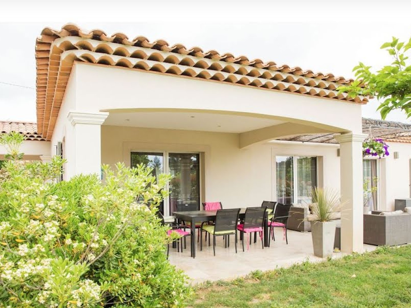 Maison à vendre - 4 pièces - 106m2 - L'isle-Sur-La-Sorgue (84800)
