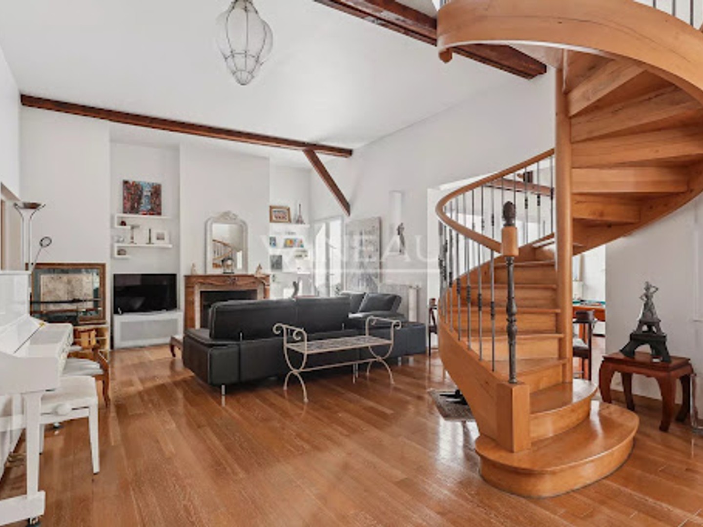 Appartement 7 pièces 186 m²