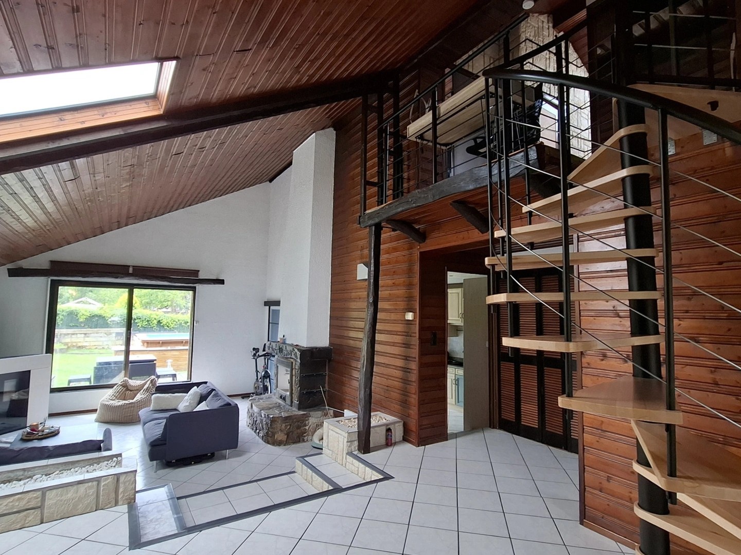 Maison à vendre - 6 pièces - 153m2 - Mirecourt (88500)