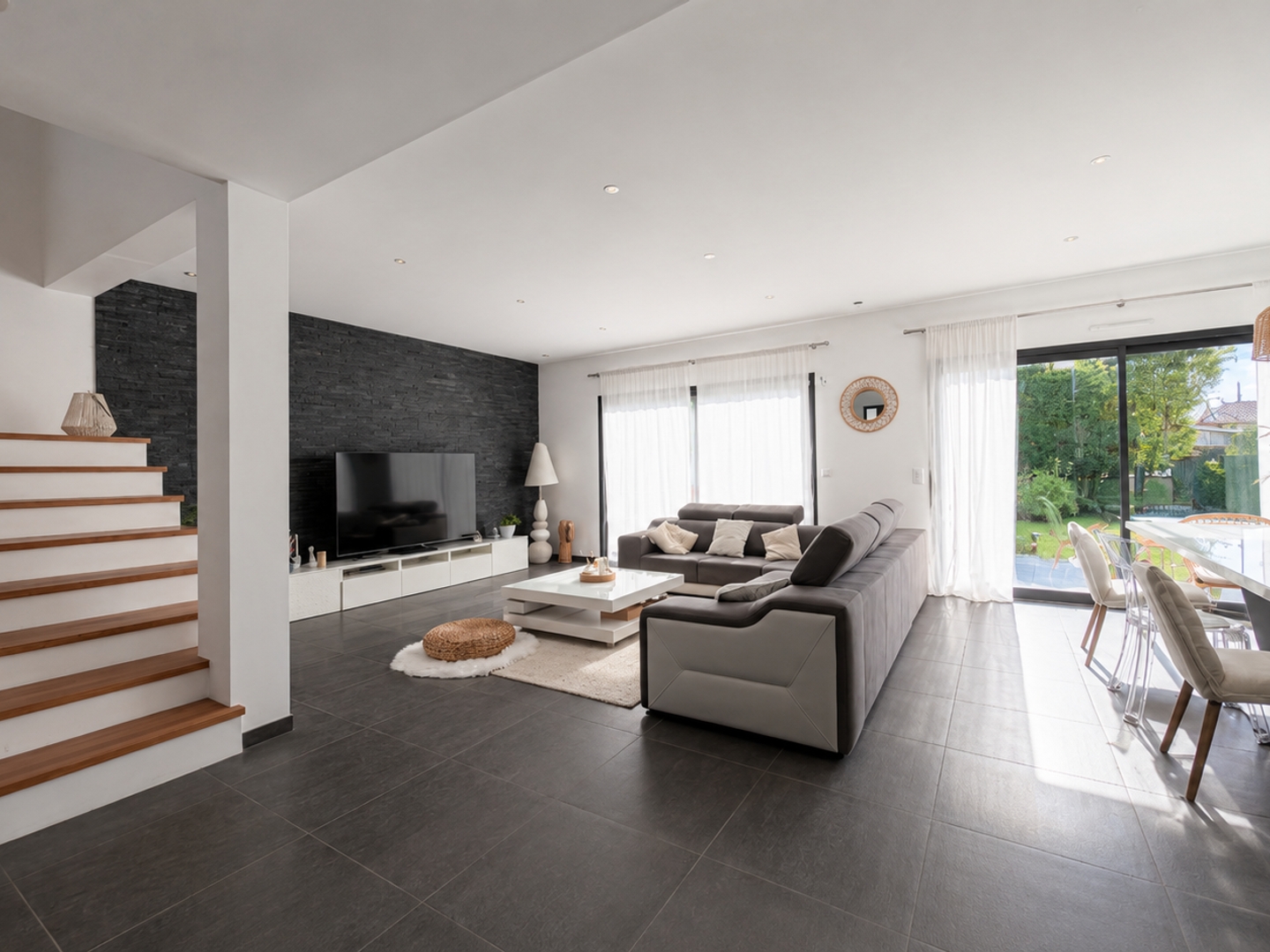 Maison à vendre - 8 pièces - 240m2 - Chennevières-Sur-... (94430)