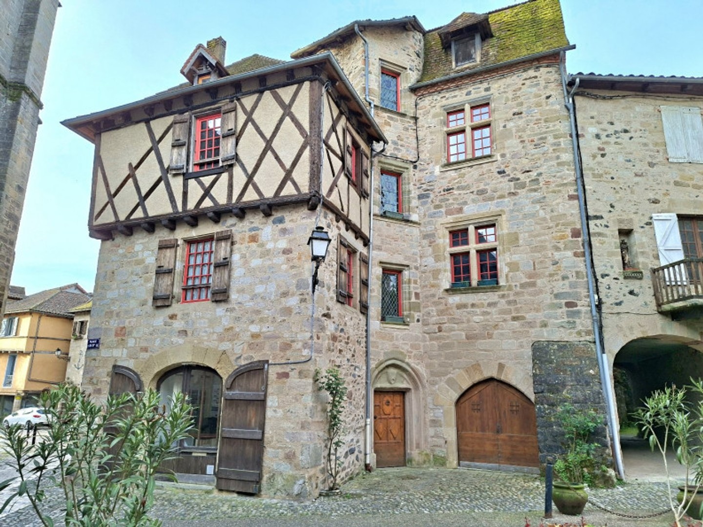 Immeuble à vendre - 10 pièces - 367m2 - Beaulieu-Sur-Dord... (19120)