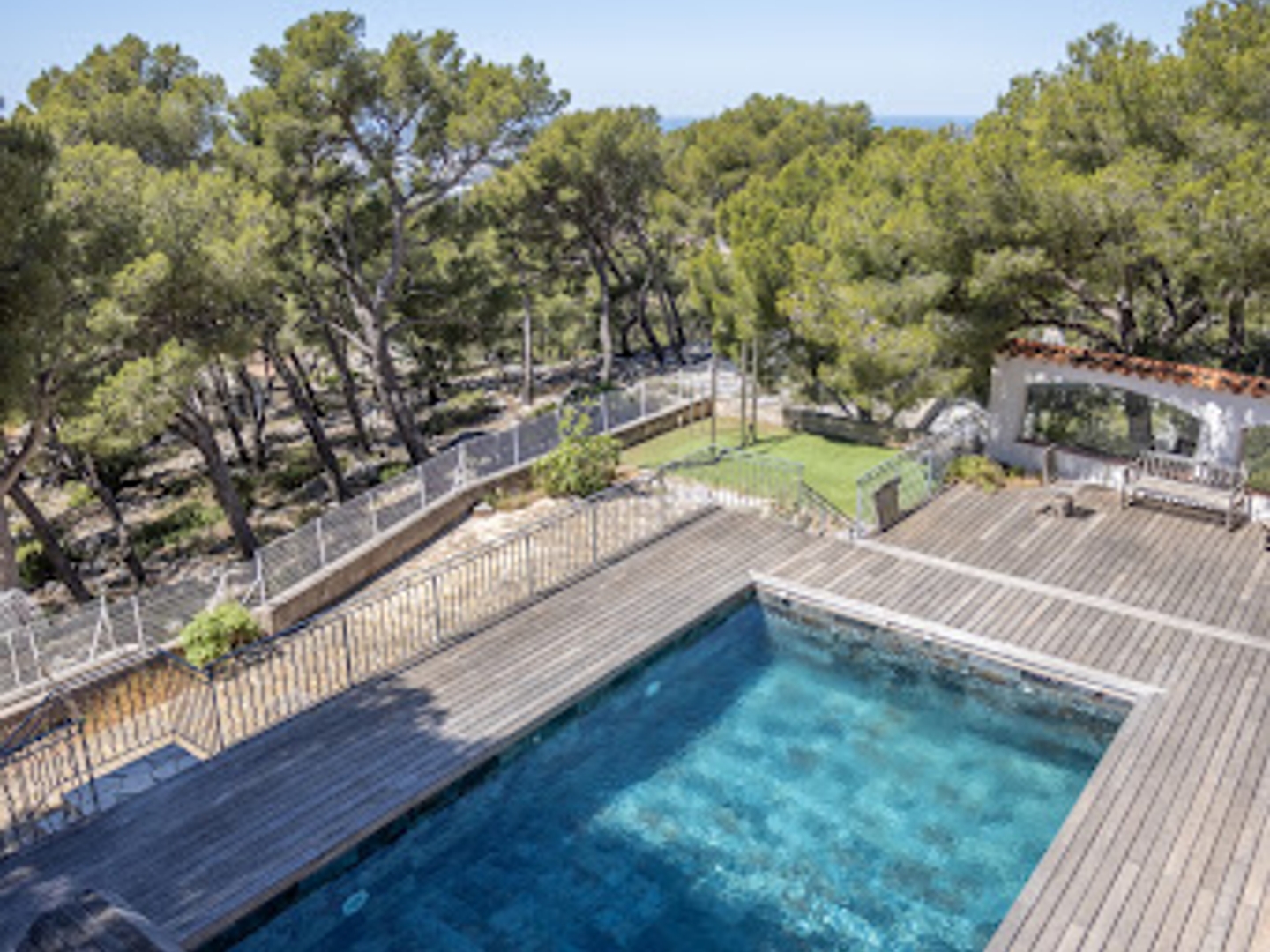 Maison à vendre - 8 pièces - 355m2 - Toulon (83000)