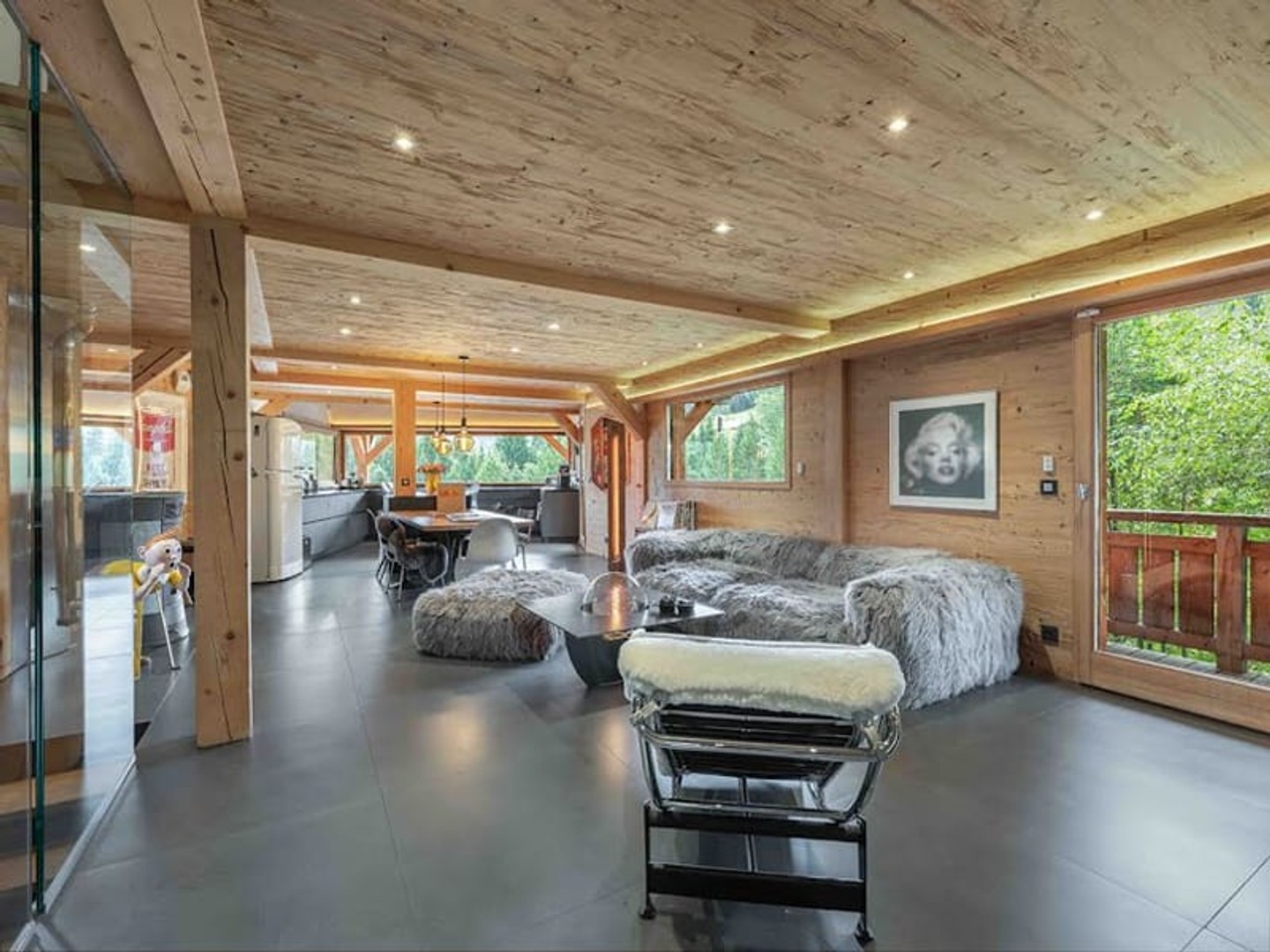 Maison 7 pièces 278 m²