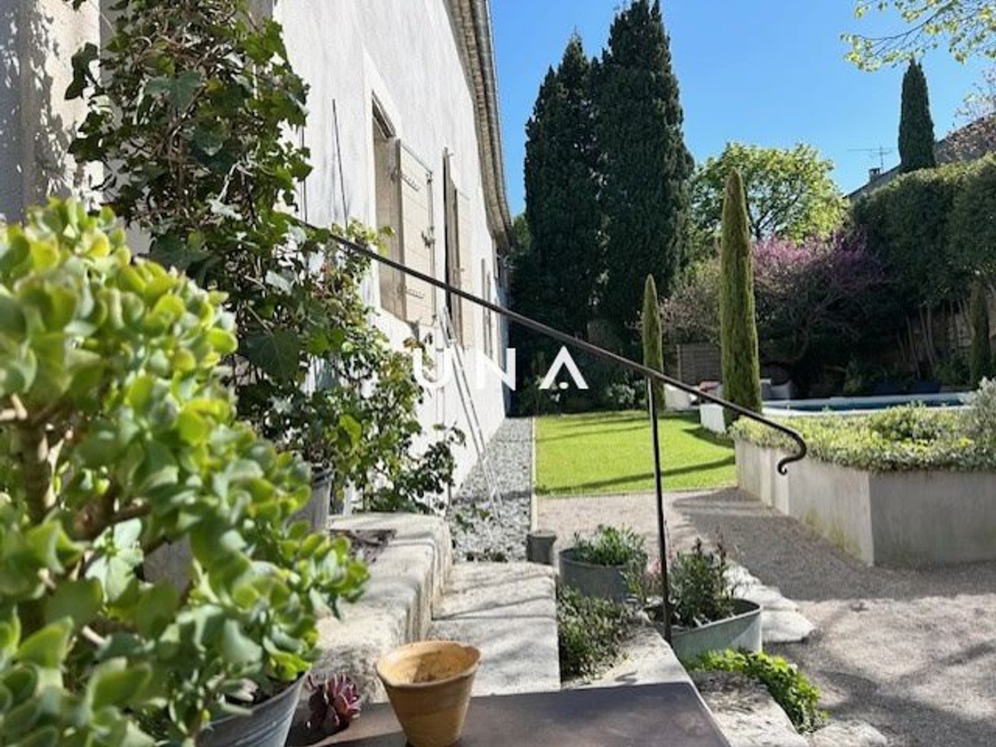 Maison à vendre - 11 pièces - 330m2 - Uzès (30700)