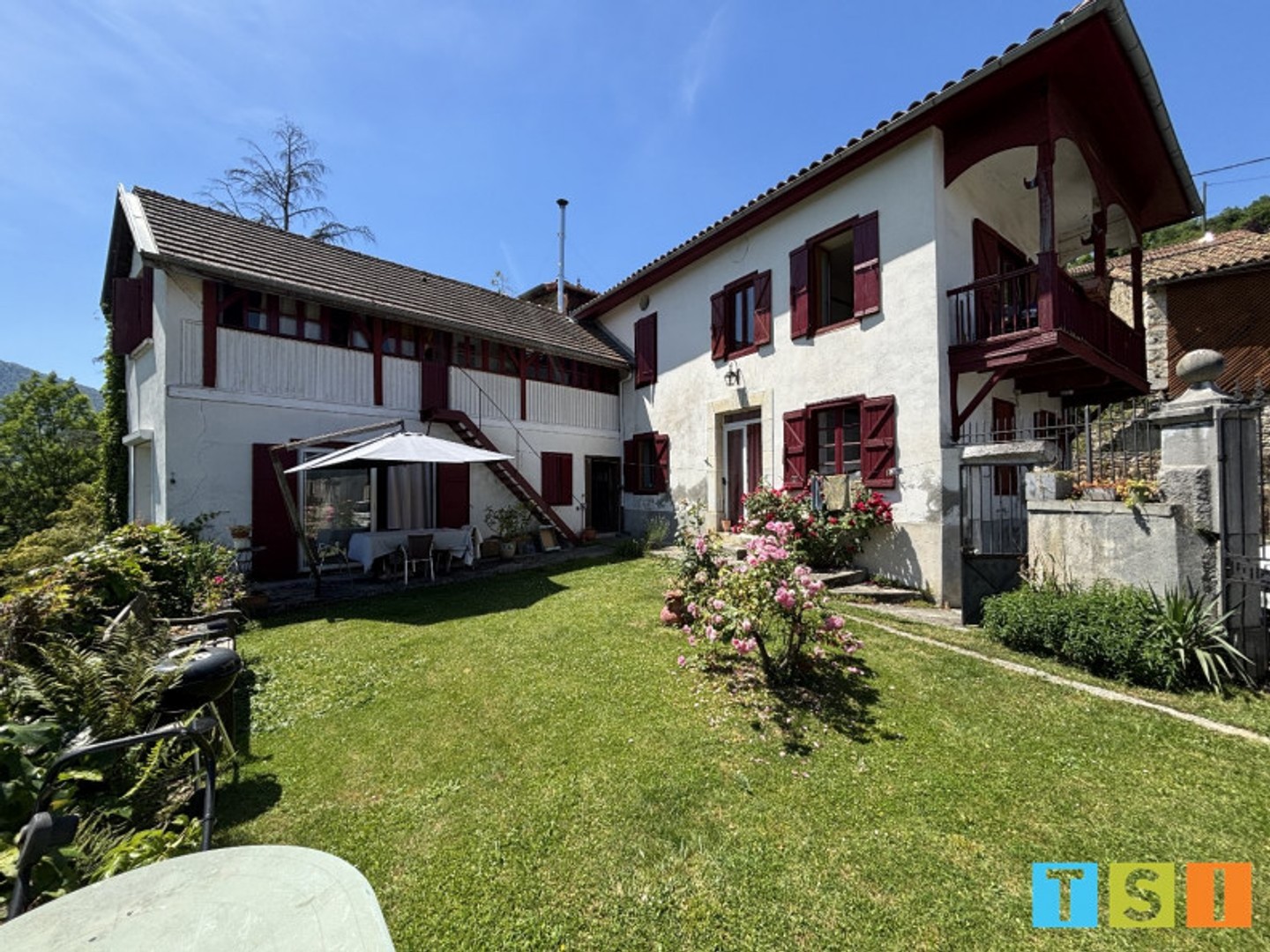 Maison à vendre - 8 pièces - 152m2 - Cazaunous (31160)
