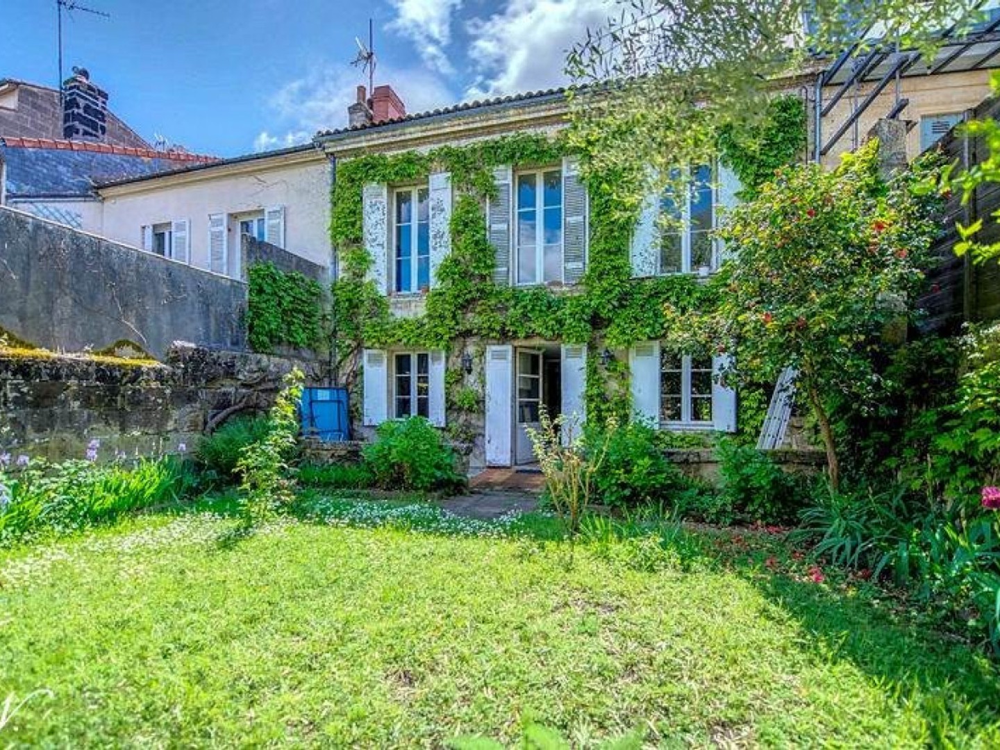 Maison à vendre - 9 pièces - 174m2 - Bordeaux (33200)