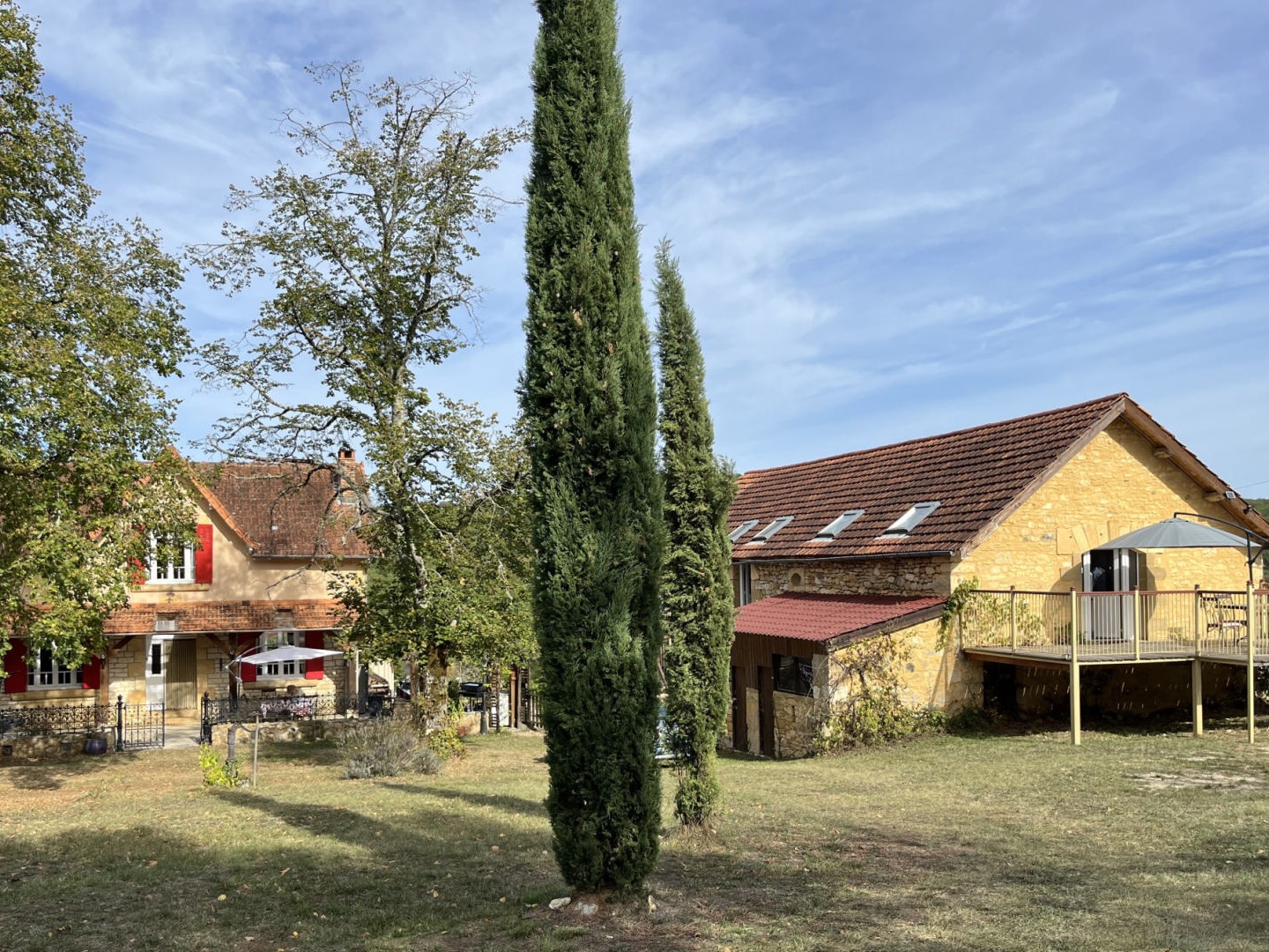 Maison à vendre - 12 pièces - 240m2 - Montignac (24290)