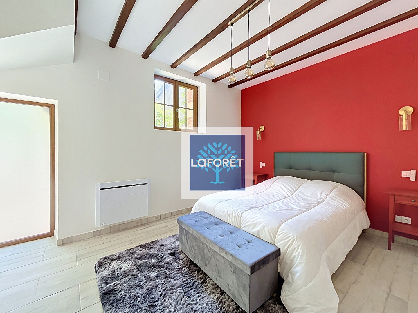 Maison à vendre - 22 pièces - 541m2 - Jonzac (17500)