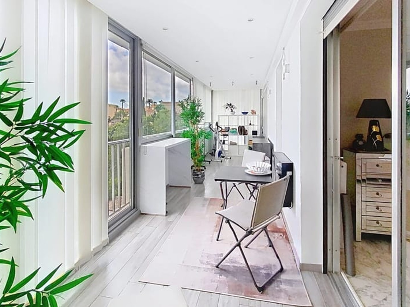 Appartement à vendre - 2 pièces - 73m2 - Cannes (06400)