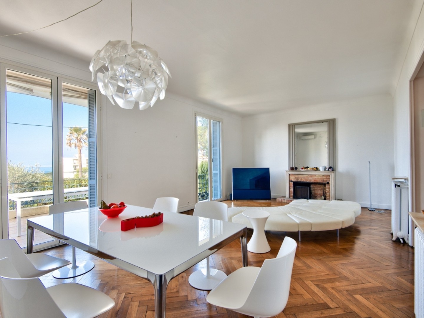 NICE MONT BORON - VILLA DE 171 M² A VENDRE - VUE MER - TERRASSE ET JARDIN - EN PARFAIT ETAT - IDEALEMENT SITUEE - EXPO SUD