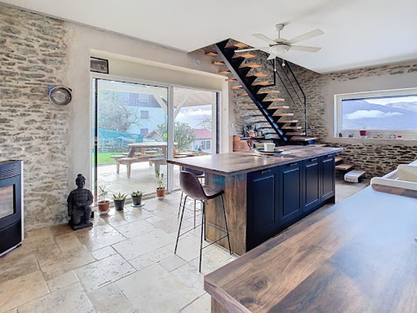 Maison à vendre - 6 pièces - 190m2 - Seyssel (74910)