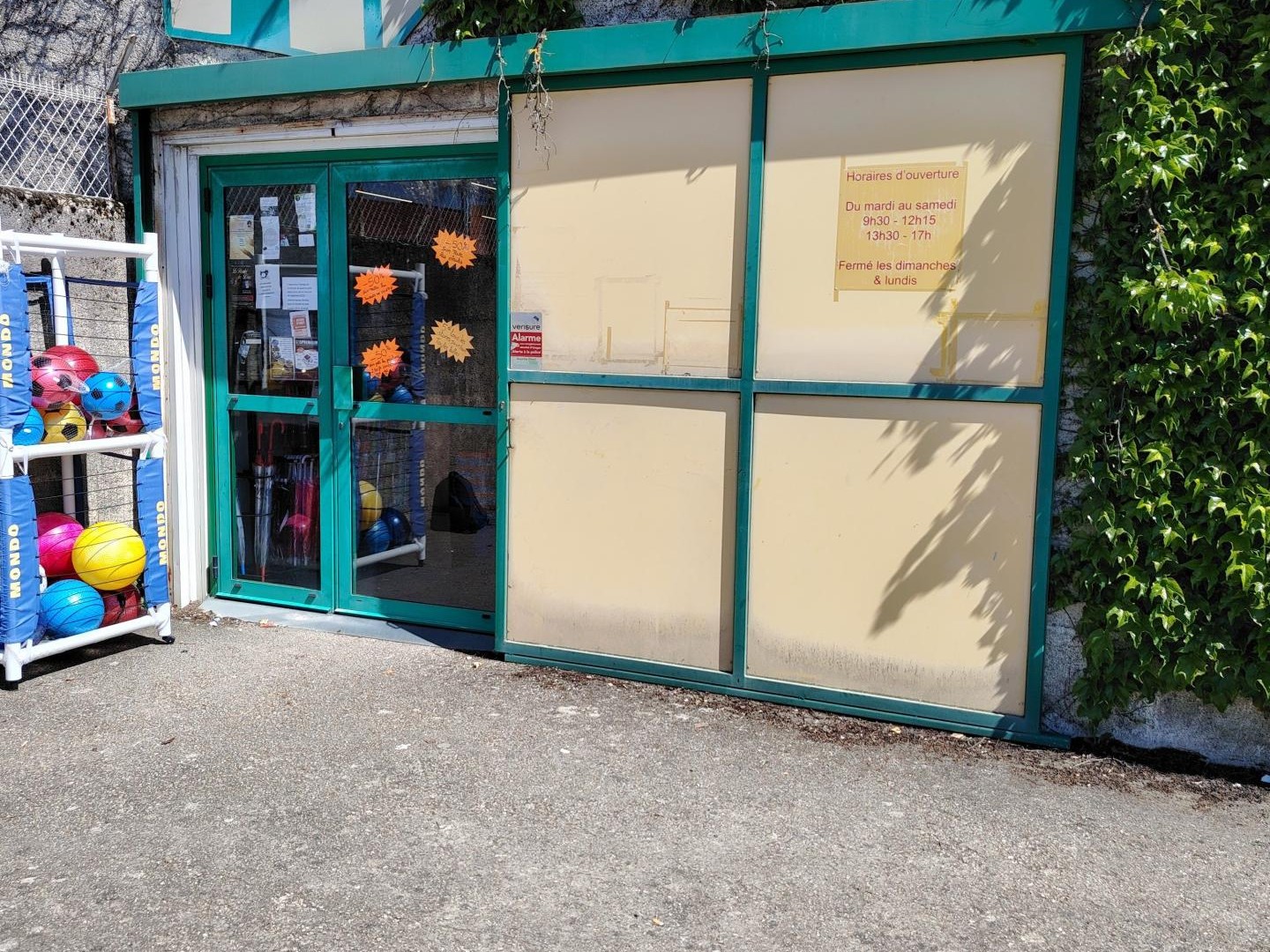 Magasin à vendre - 2 pièces - 317m2 - Auxonne (21130)
