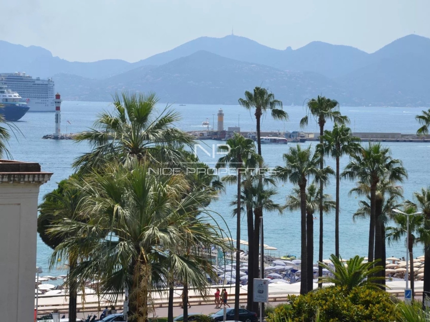 5 pièces avec vue mer à deux pas de la Croisette