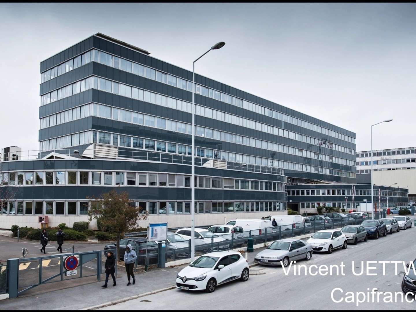 Magasin à vendre - 17 pièces - 527m2 - Nanterre (92000)