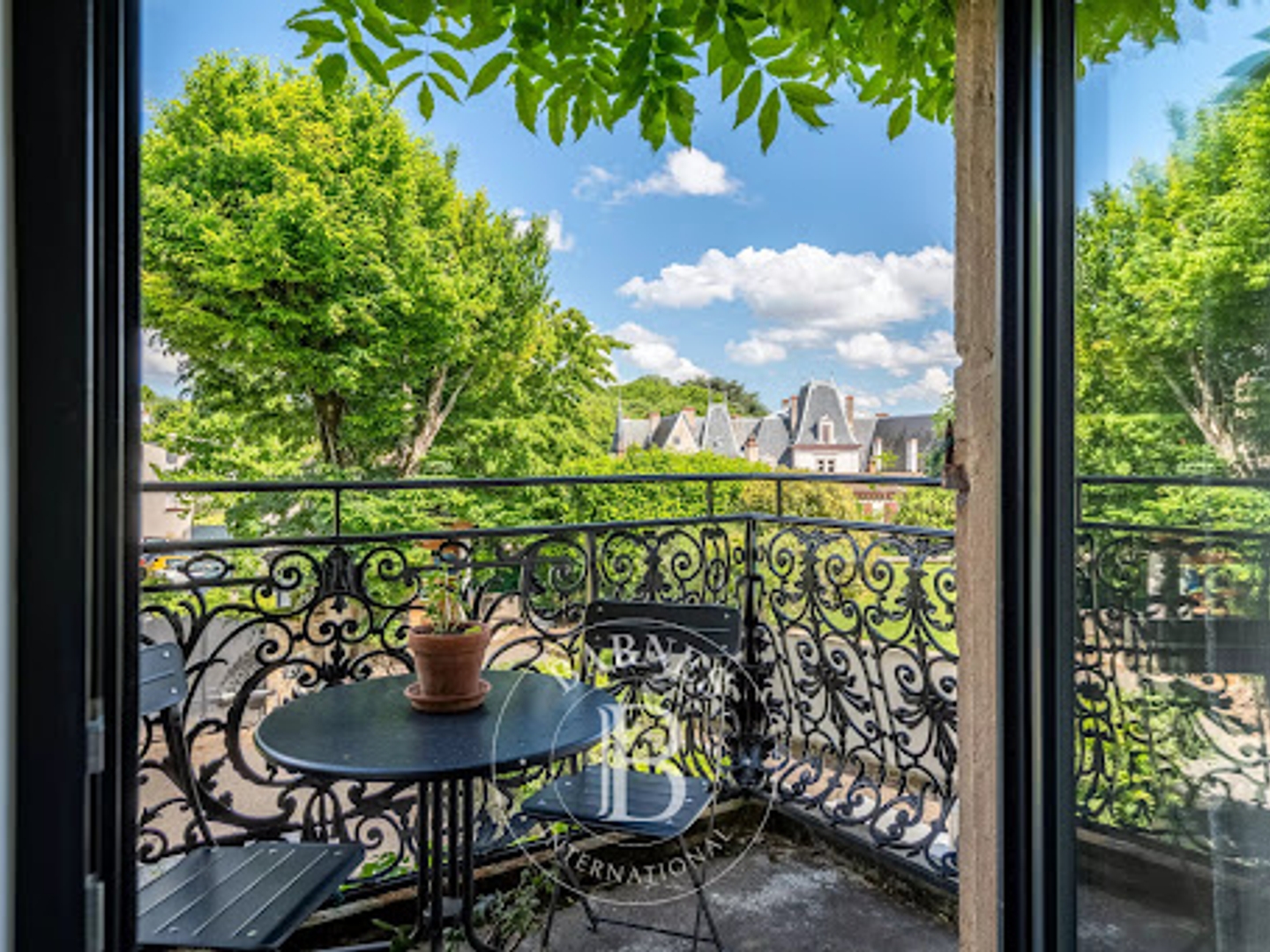 Maison à vendre - 8 pièces - 230m2 - Collonges-Au-Mont... (69660)