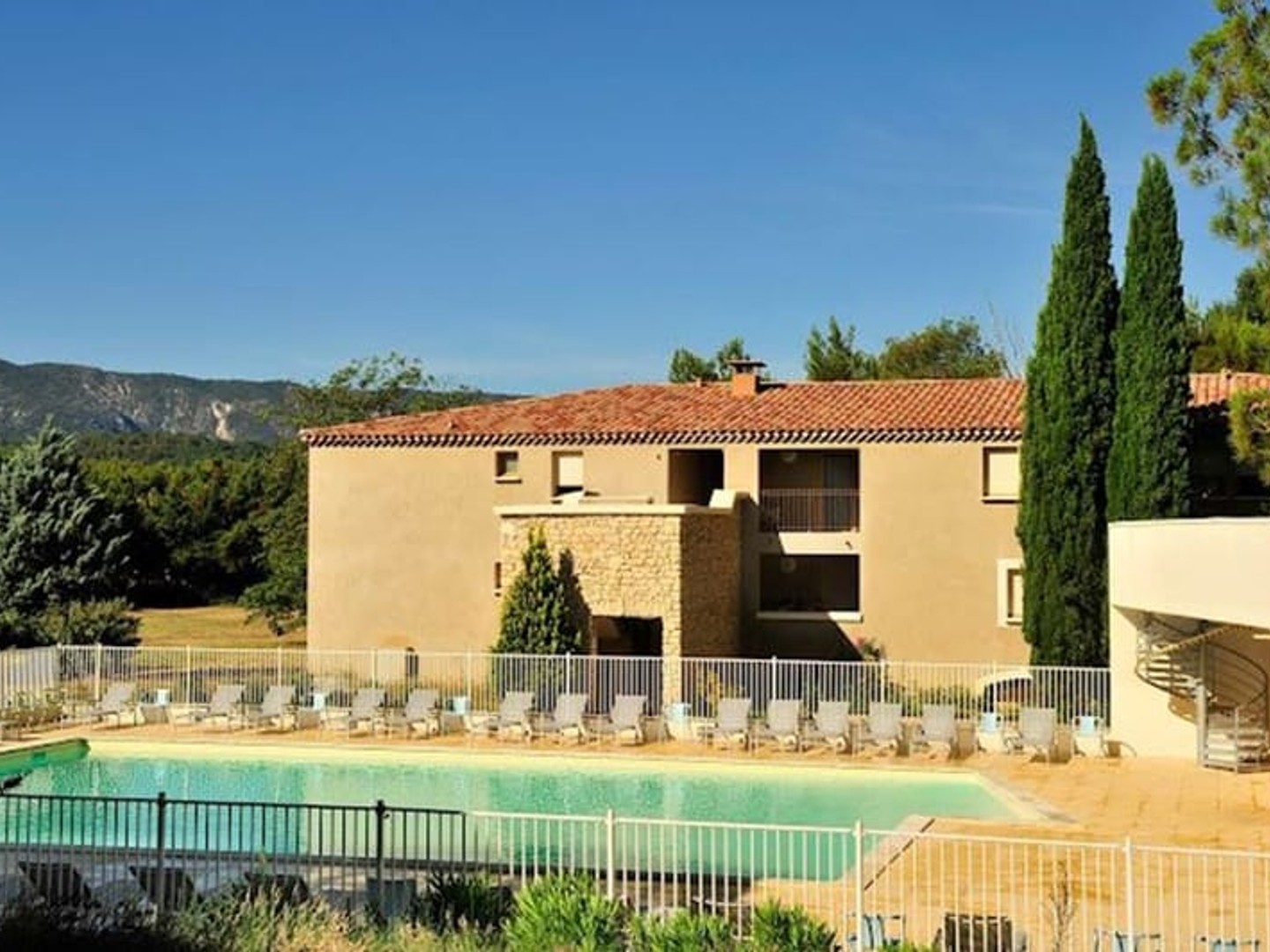 Appartement à vendre - 3 pièces - 45m2 - Gordes (84220)