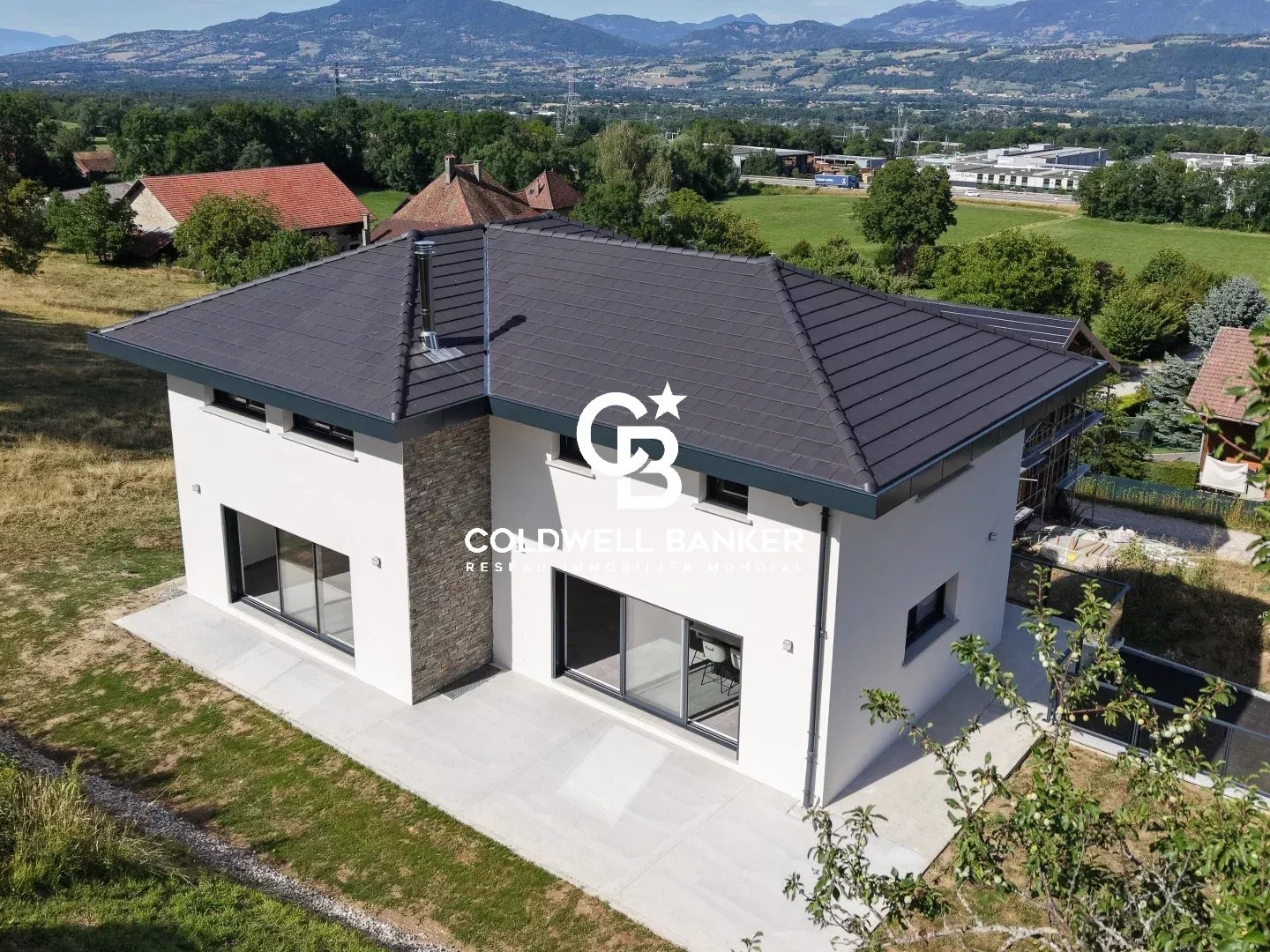Maison 6 pièces 210 m²