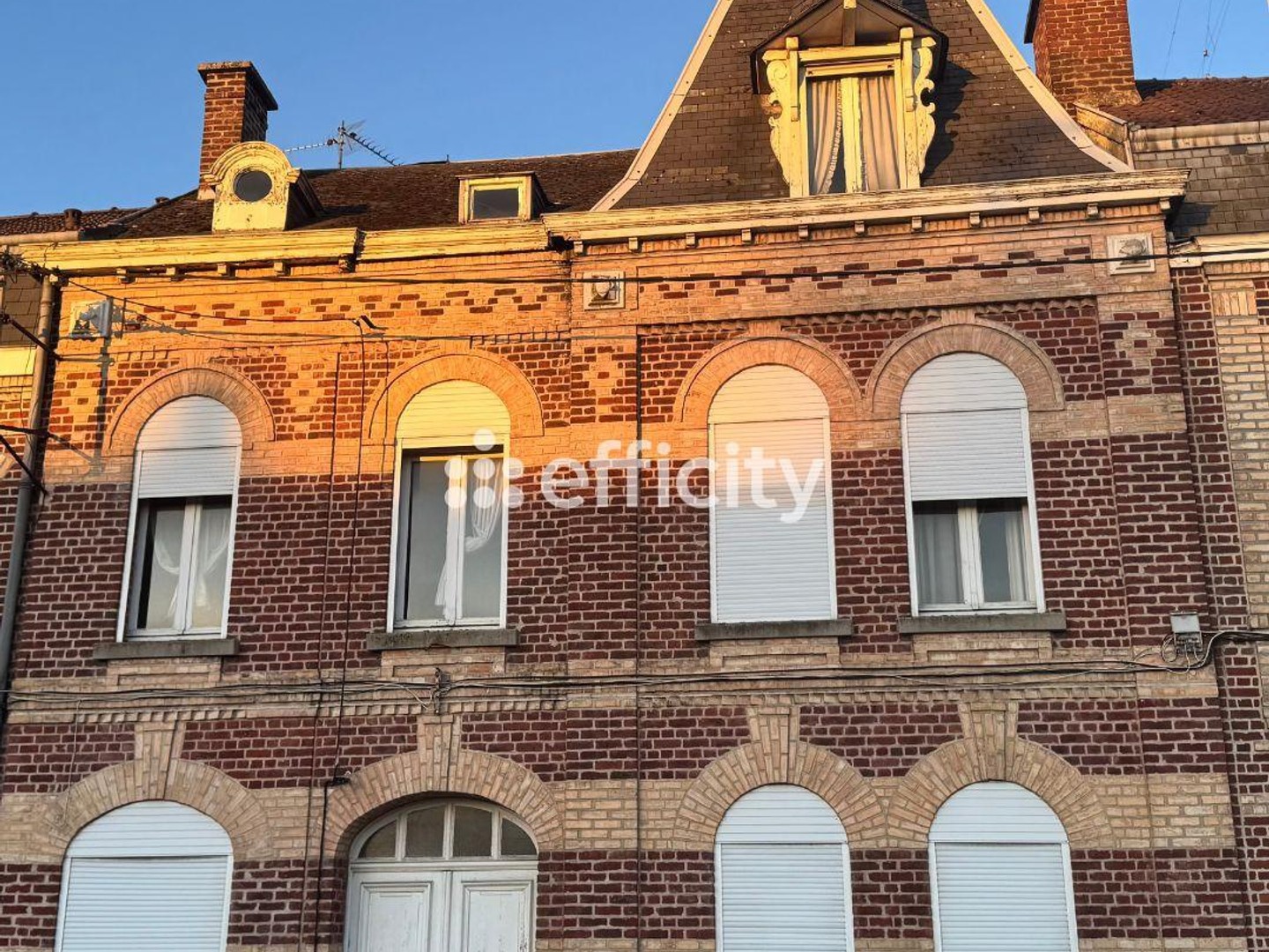 Maison à vendre - 12 pièces - 219m2 - Valenciennes (59300)