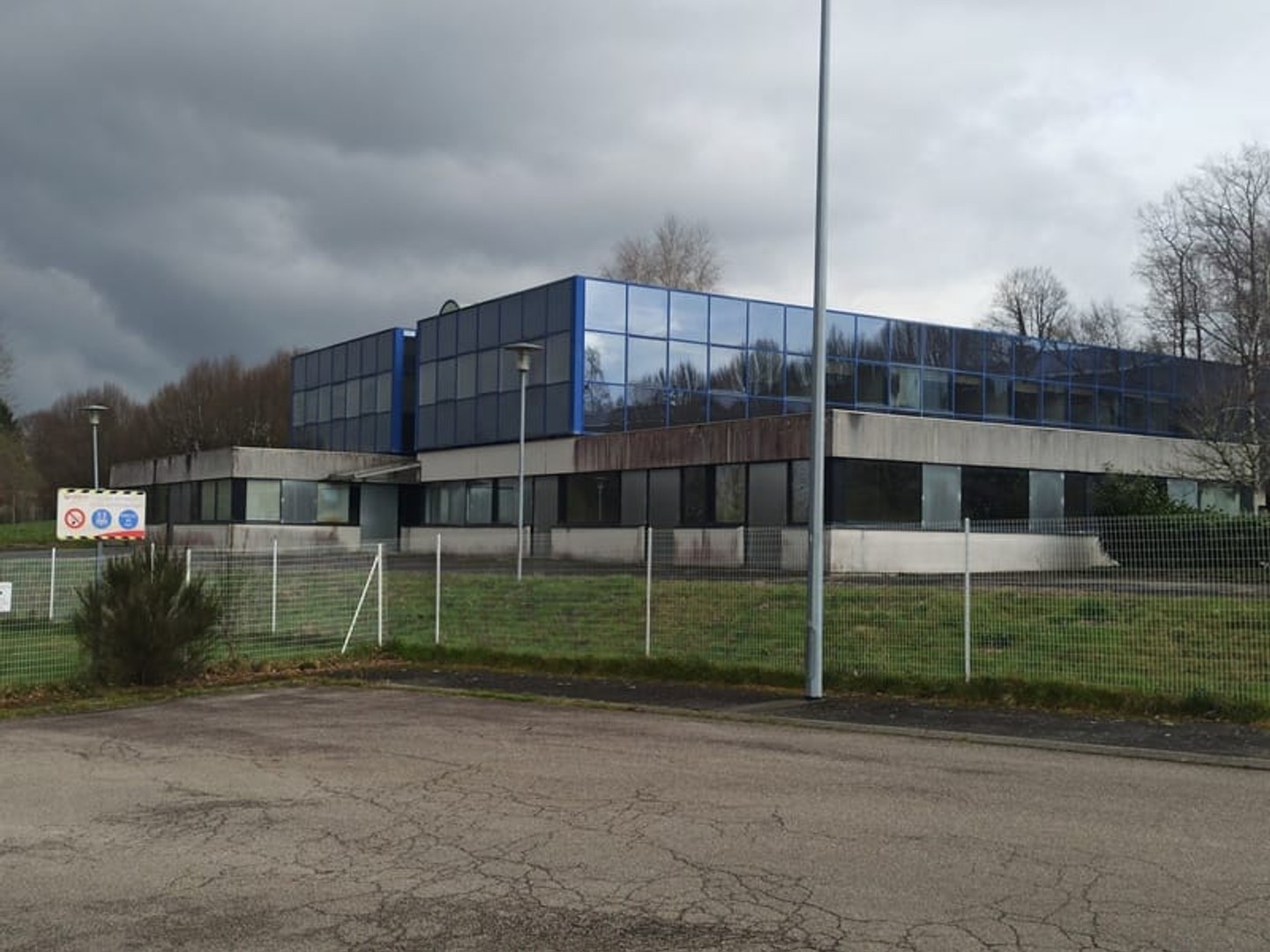 Bureaux 1600 m²
