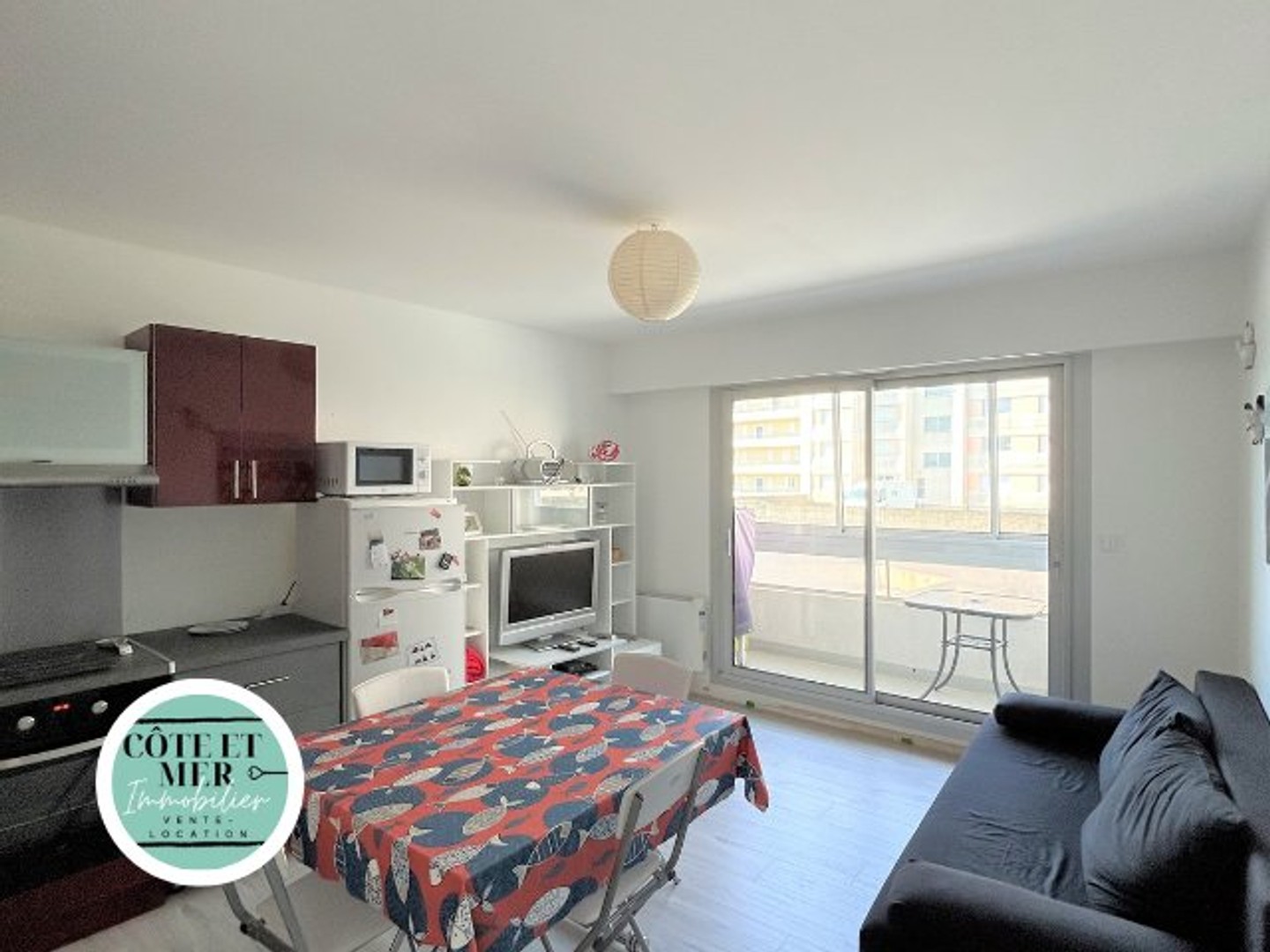 Appartement à vendre - 2 pièces - 40m2 - Saint-Hilaire-De-... (85270)