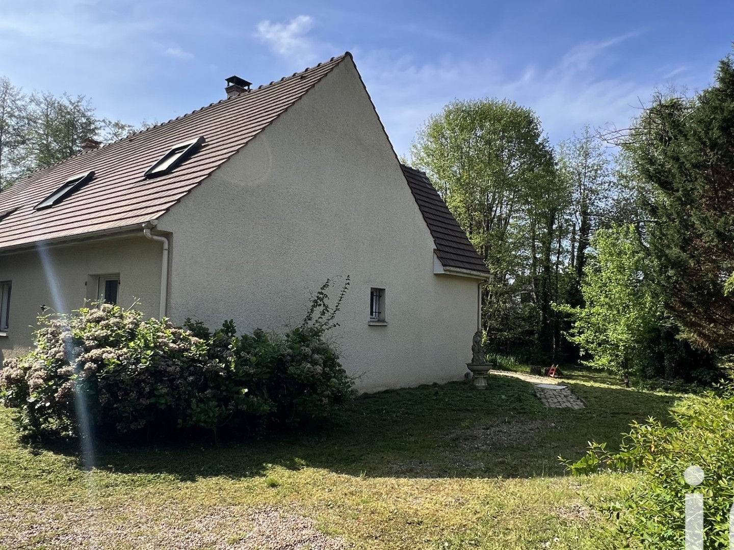 Maison à vendre - 7 pièces - 213m2 - Vaux-Sur-Seine (78740)