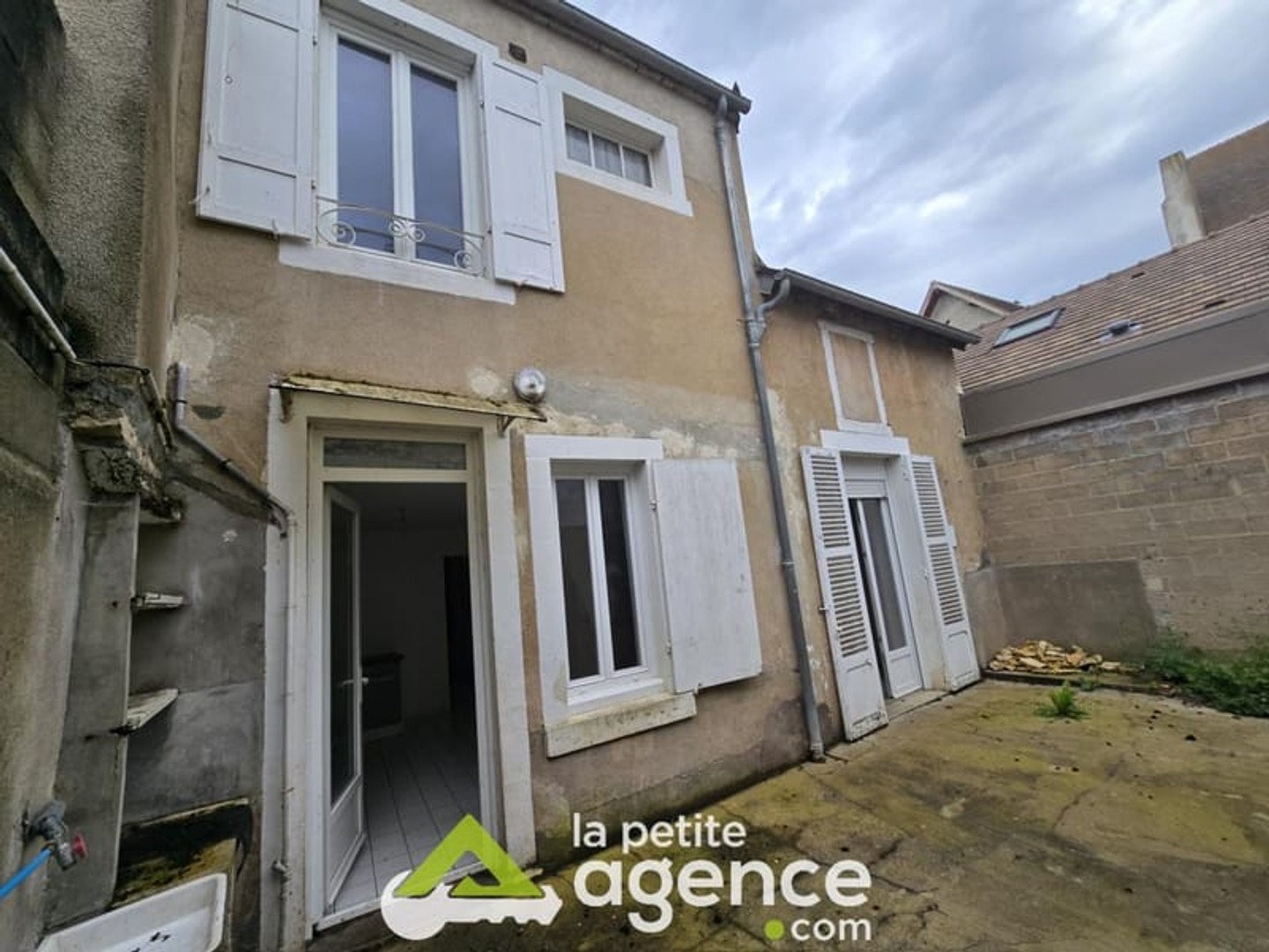 Maison à vendre - 4 pièces - 81m2 - Dun-Sur-Auron (18130)