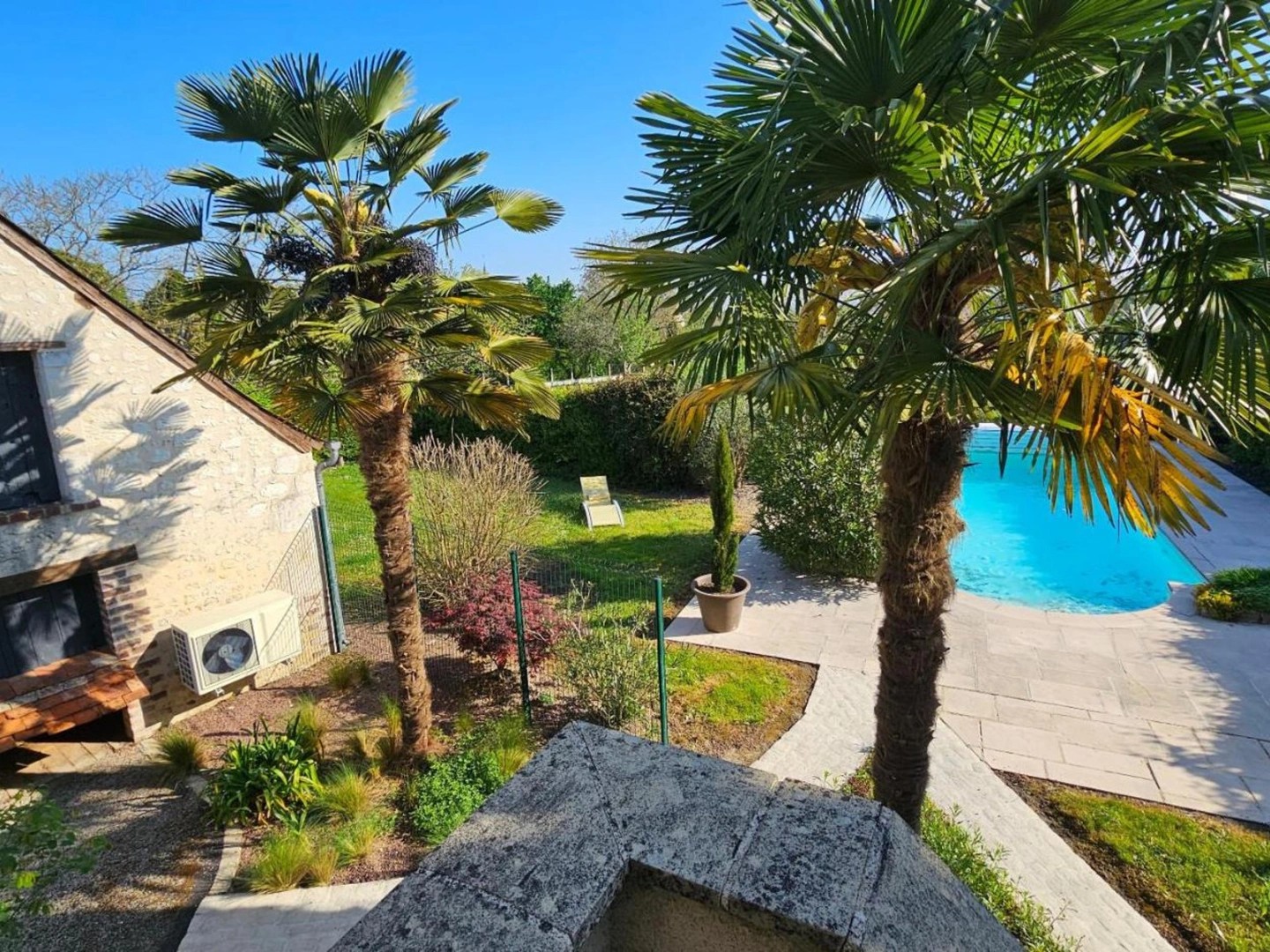 Maison à vendre - 9 pièces - 200m2 - Le Lude (72800)