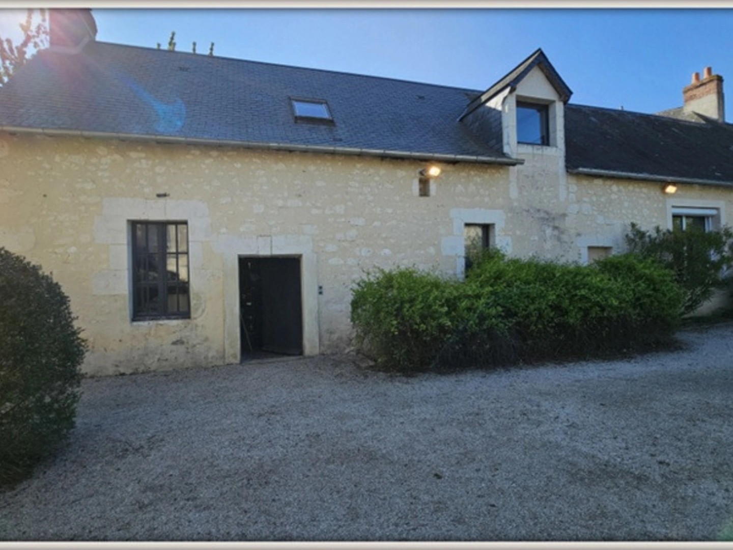 Maison à vendre - 9 pièces - 200m2 - Le Lude (72800)