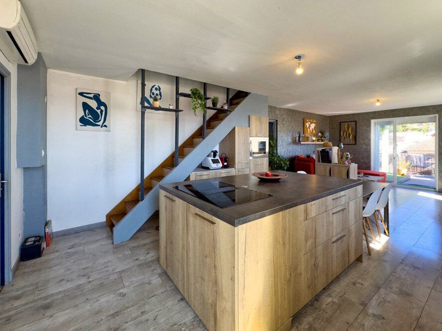 Maison à vendre - 13 pièces - 247m2 - Thèze (04200)